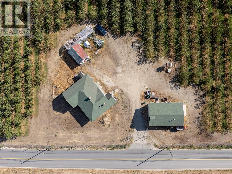 2651 Camp Road, Lake Country, BC, V4V 1K4 - 3