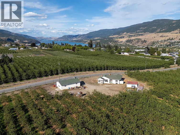 2651 Camp Road, Lake Country, BC, V4V 1K4 - 2