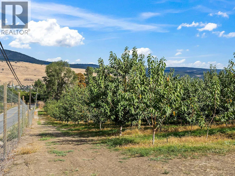 2651 Camp Road, Lake Country, BC, V4V 1K4 - 6