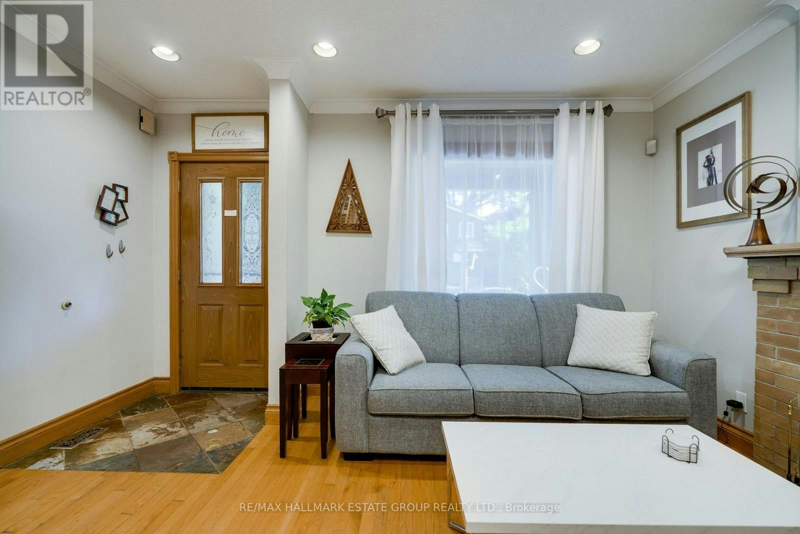 88 Glenmore Road, Toronto, ON, M4L 3M3 - 5
