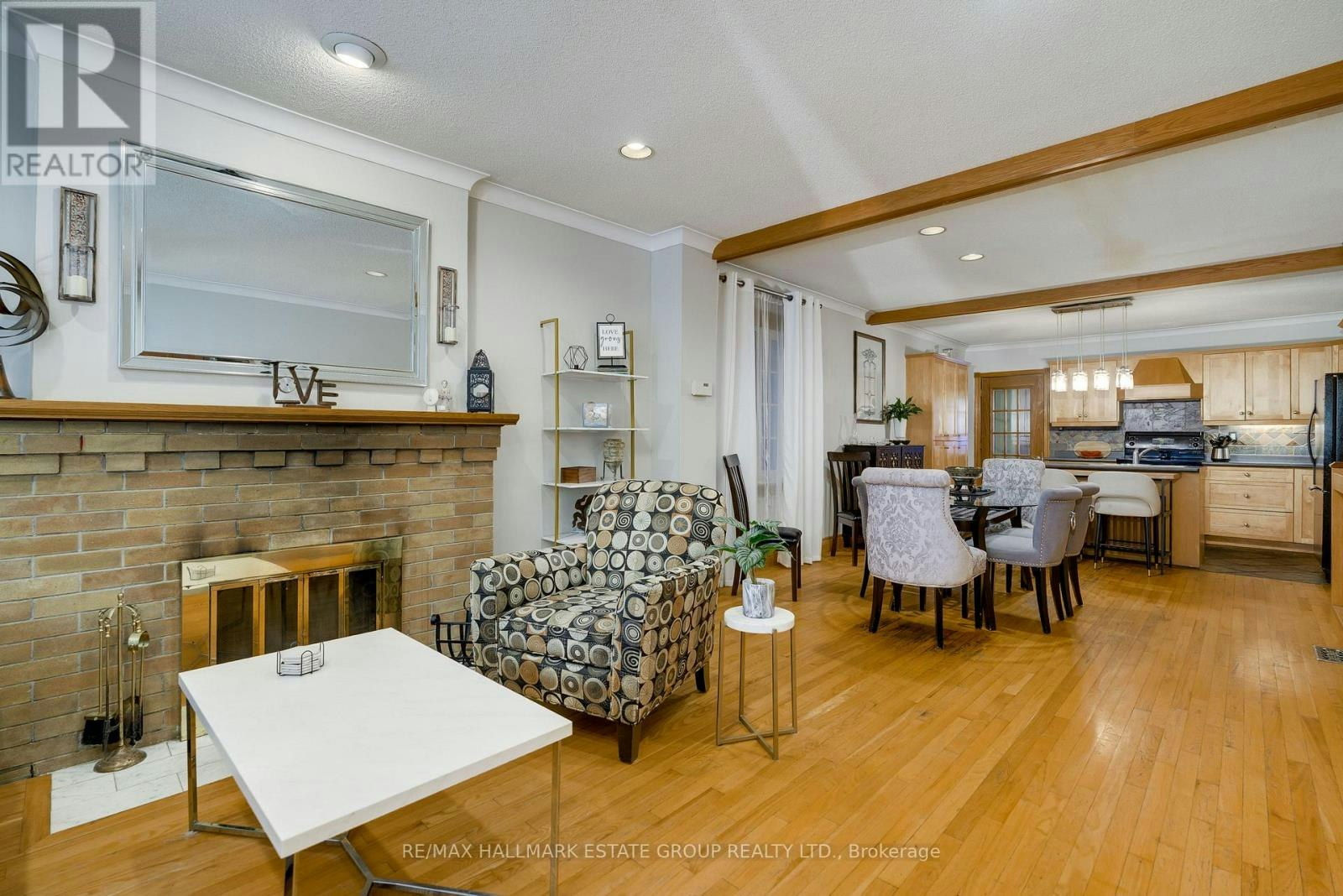 88 Glenmore Road, Toronto, ON, M4L 3M3 - 7