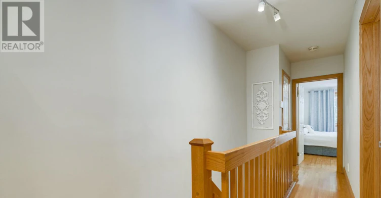 88 Glenmore Road, Toronto, ON, M4L 3M3 - 18