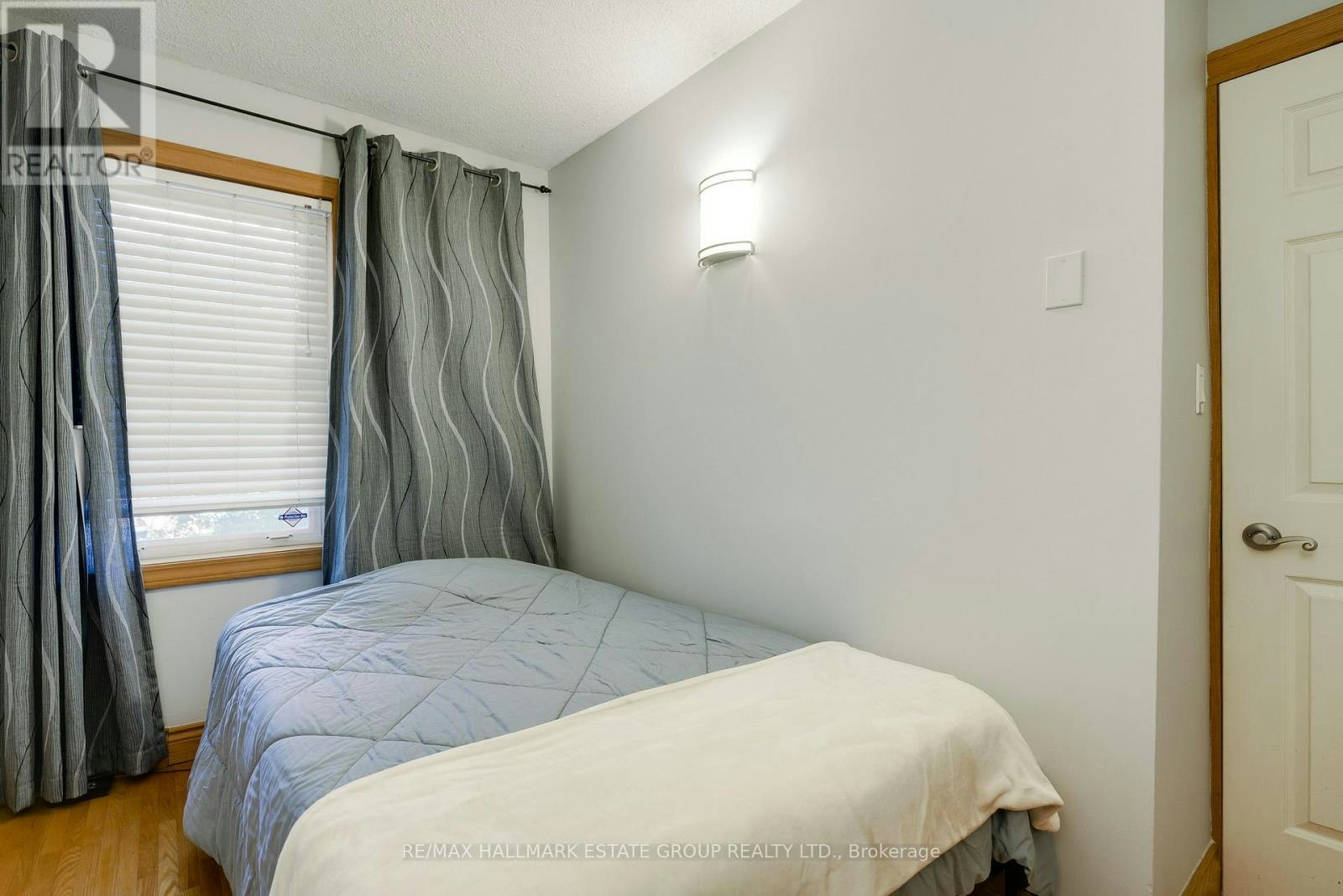 88 Glenmore Road, Toronto, ON, M4L 3M3 - 23