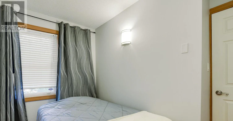 88 Glenmore Road, Toronto, ON, M4L 3M3 - 23
