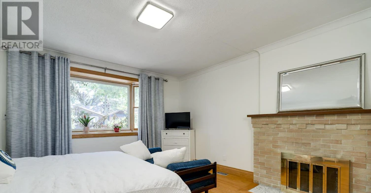 88 Glenmore Road, Toronto, ON, M4L 3M3 - 19