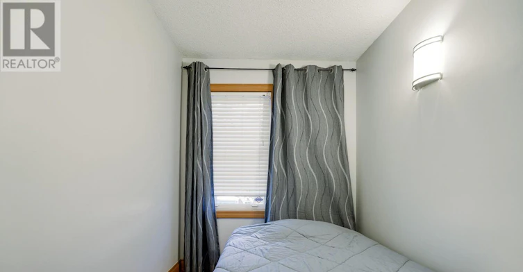 88 Glenmore Road, Toronto, ON, M4L 3M3 - 24