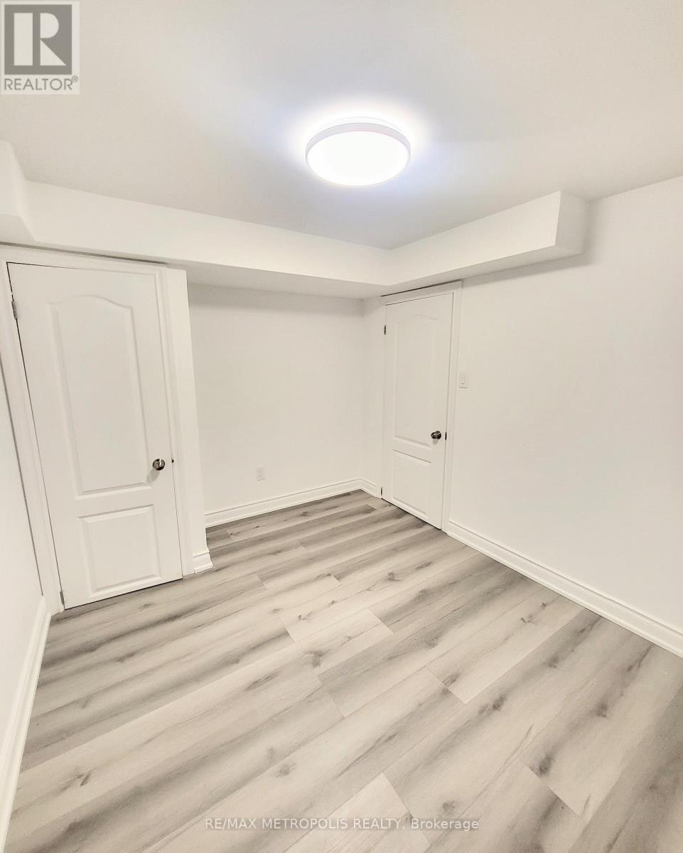 BSMT-40 Placentia Boulevard, Toronto, ON, M1S 4C5 - 5