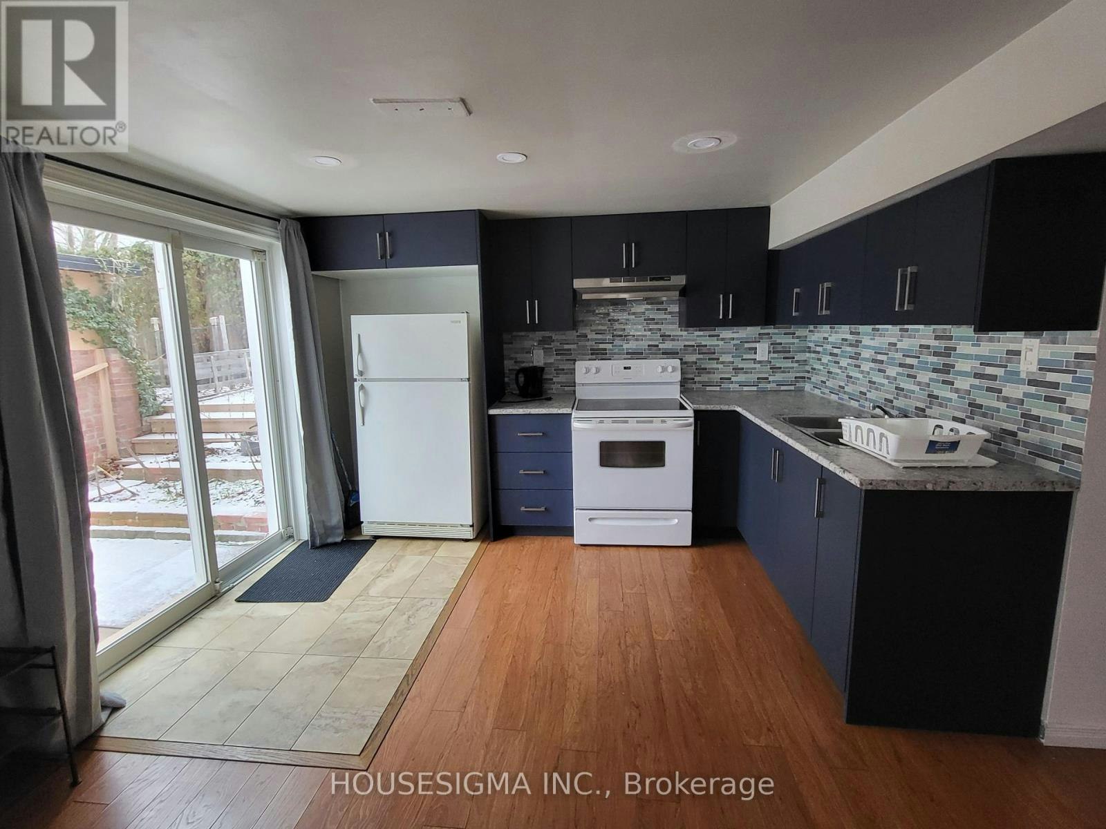 LOWER-79 Weir Crescent, Toronto, ON, M1E 3B2 - 4