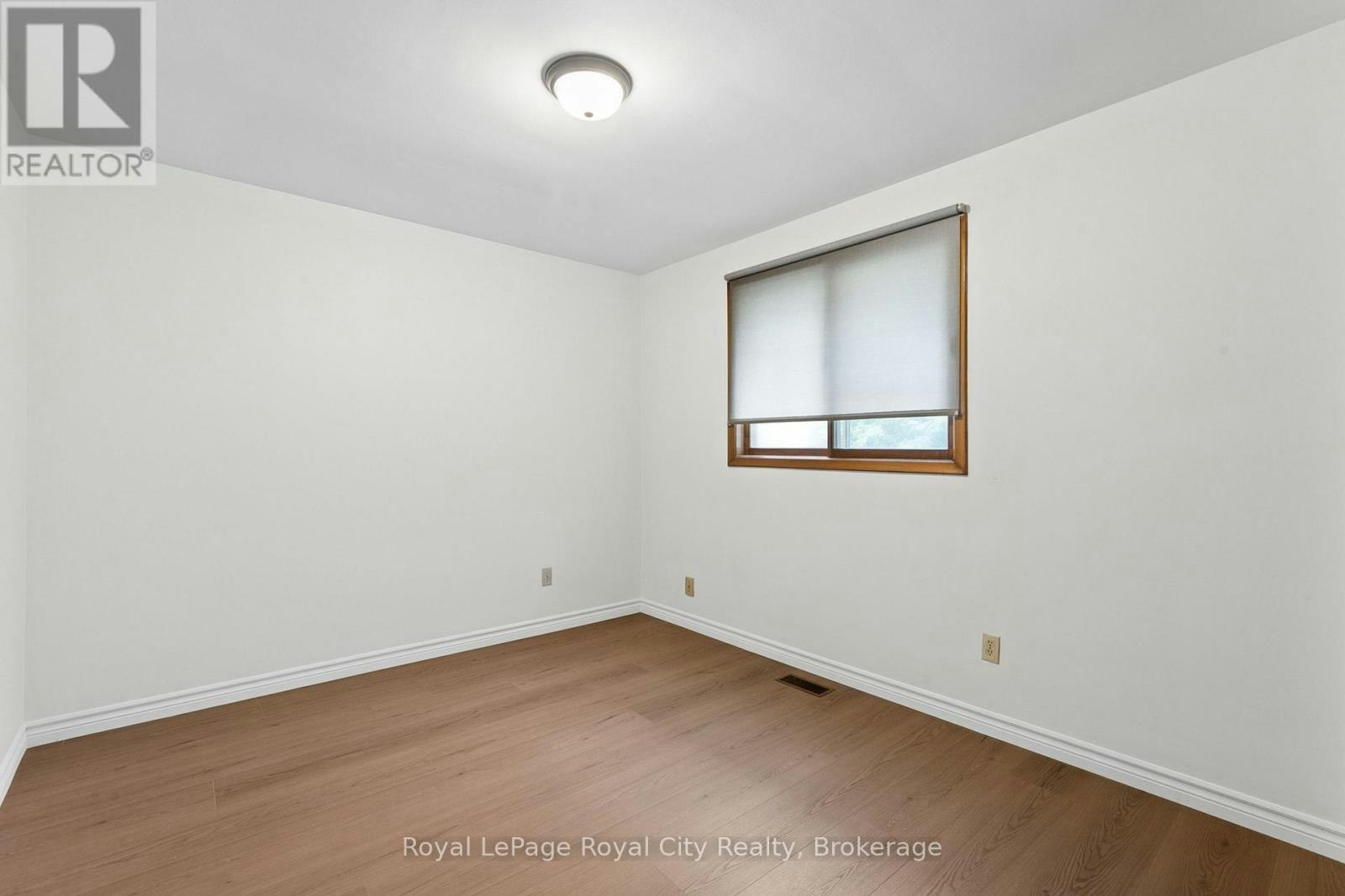 25 Kron Drive, Guelph, ON, N1G 3B4 - 14