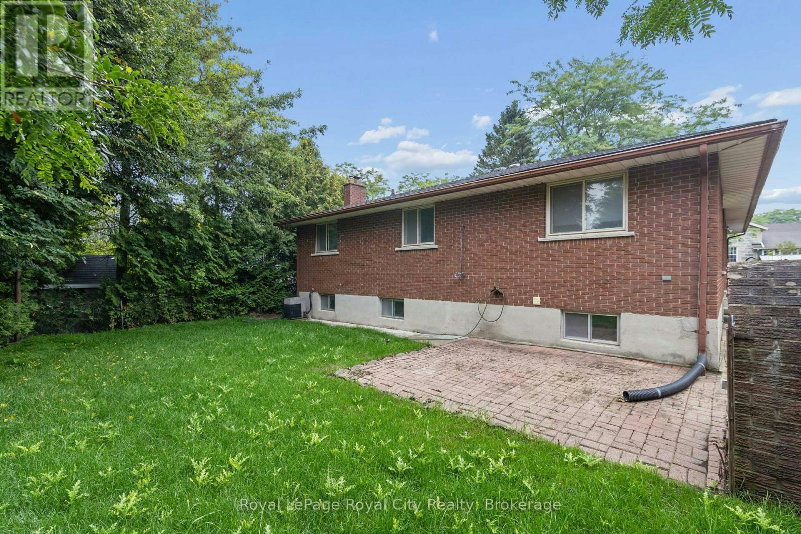 25 Kron Drive, Guelph, ON, N1G 3B4 - 3