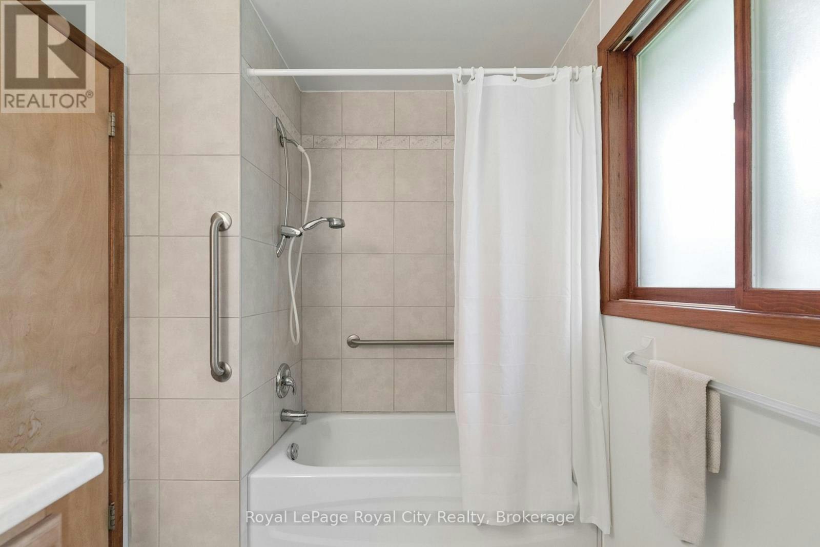 25 Kron Drive, Guelph, ON, N1G 3B4 - 11