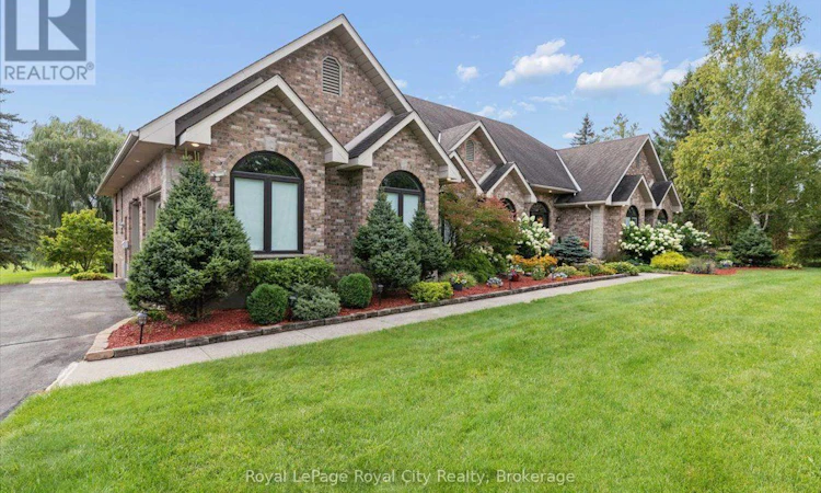26 Bridle Path