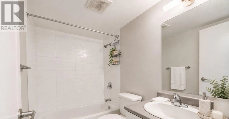 1406-50 Driftwood Avenue, Toronto, ON, M3N 2M6 - 4