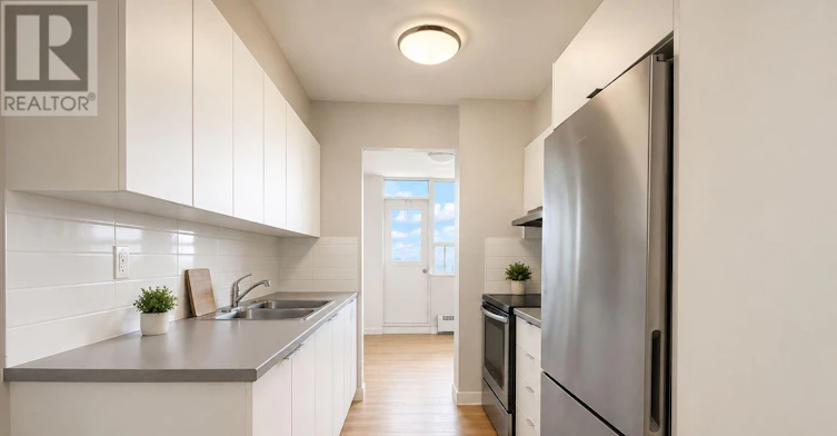 601-50 Driftwood Avenue, Toronto, ON, M3N 2M6 - 2