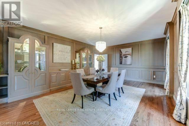 16 Ennisclare Drive W, Oakville, ON, L6J 4N2 - 11