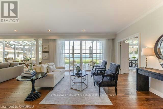 16 Ennisclare Drive W, Oakville, ON, L6J 4N2 - 10