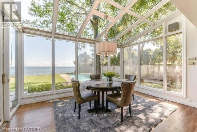 16 Ennisclare Drive W, Oakville, ON, L6J 4N2 - 7