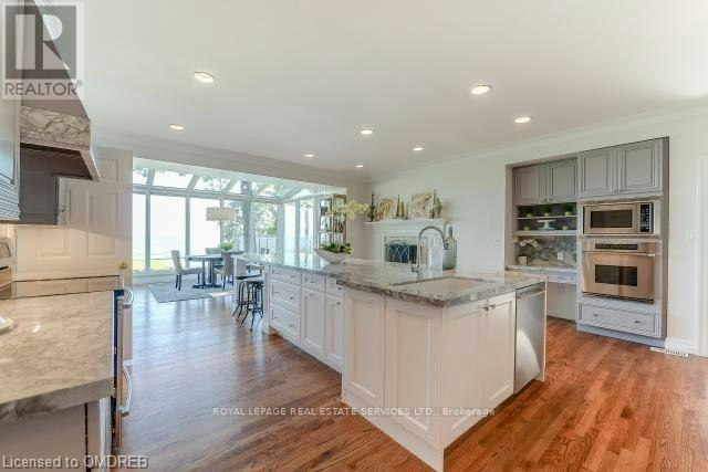 16 Ennisclare Drive W, Oakville, ON, L6J 4N2 - 5