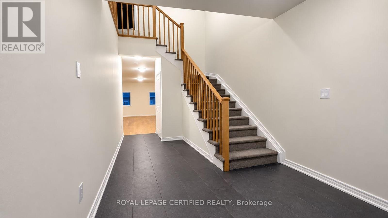 11 Alicia Crescent, Thorold, ON, L2V 0M1 - 3