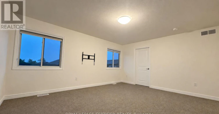 11 Alicia Crescent, Thorold, ON, L2V 0M1 - 28