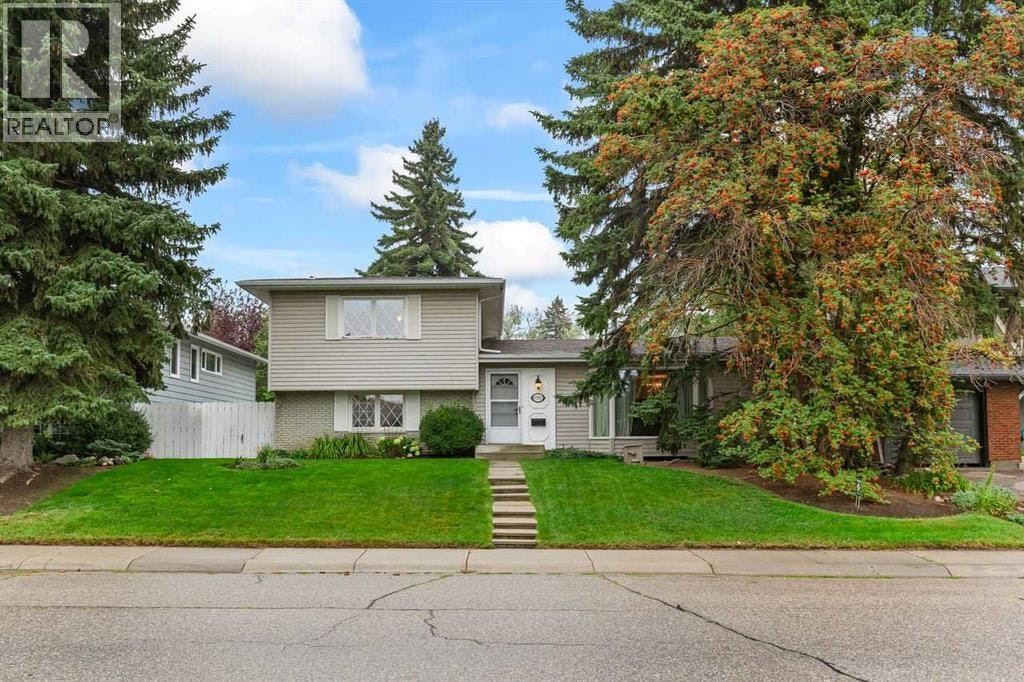 10512 Maplecreek Drive SE, Calgary, AB, T2J 1V1
