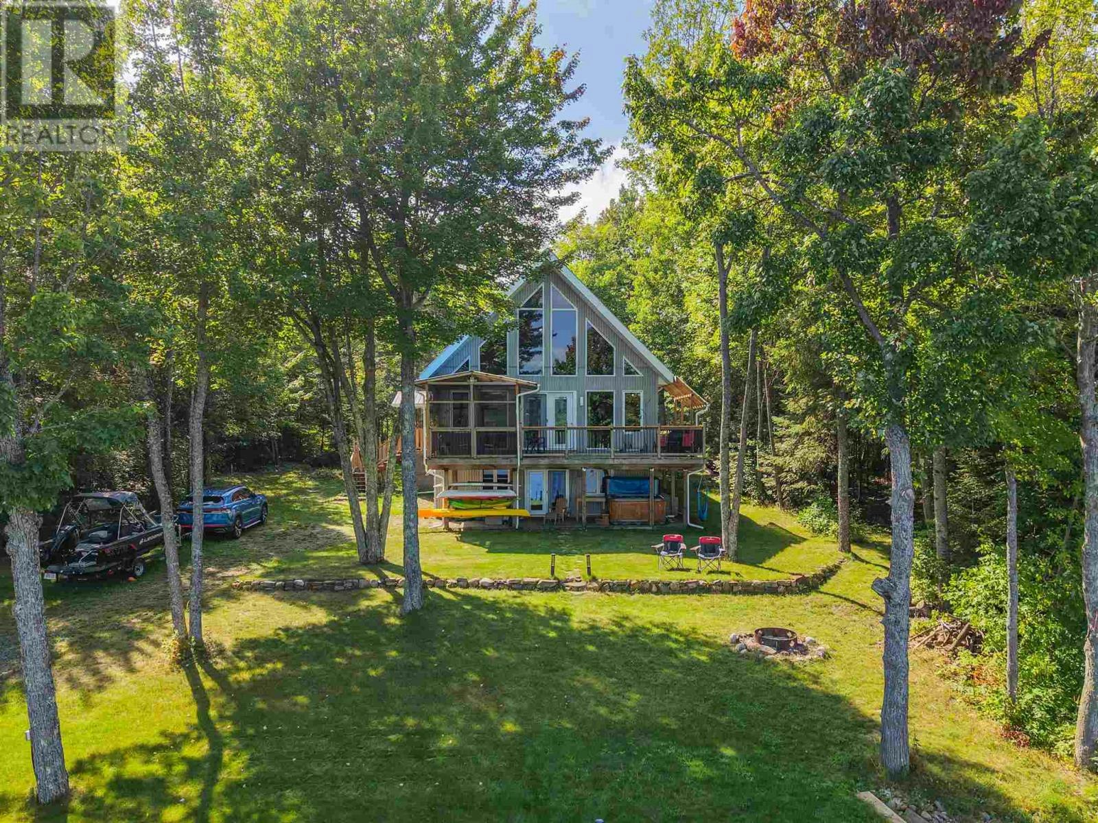 760 Finns Bay Road N, Laird, ON, P0S 1C0