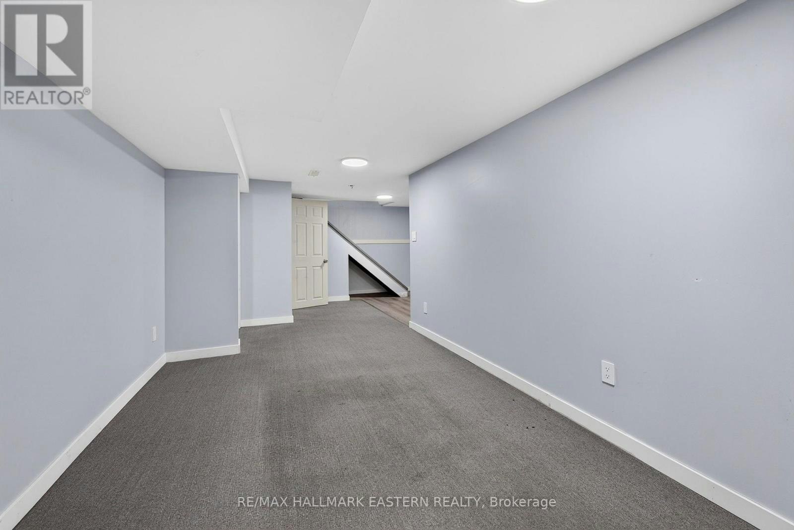 599 Donegal Street, Peterborough, ON, K9H 4M3 - 32