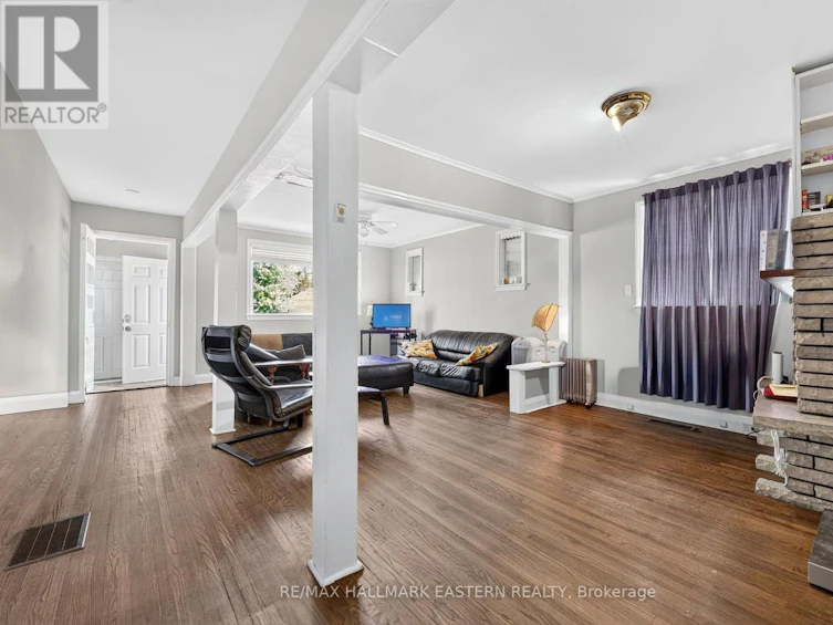 599 Donegal Street, Peterborough, ON, K9H 4M3 - 5