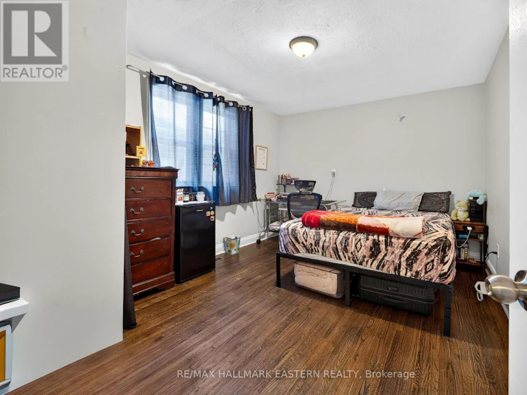599 Donegal Street, Peterborough, ON, K9H 4M3 - 10