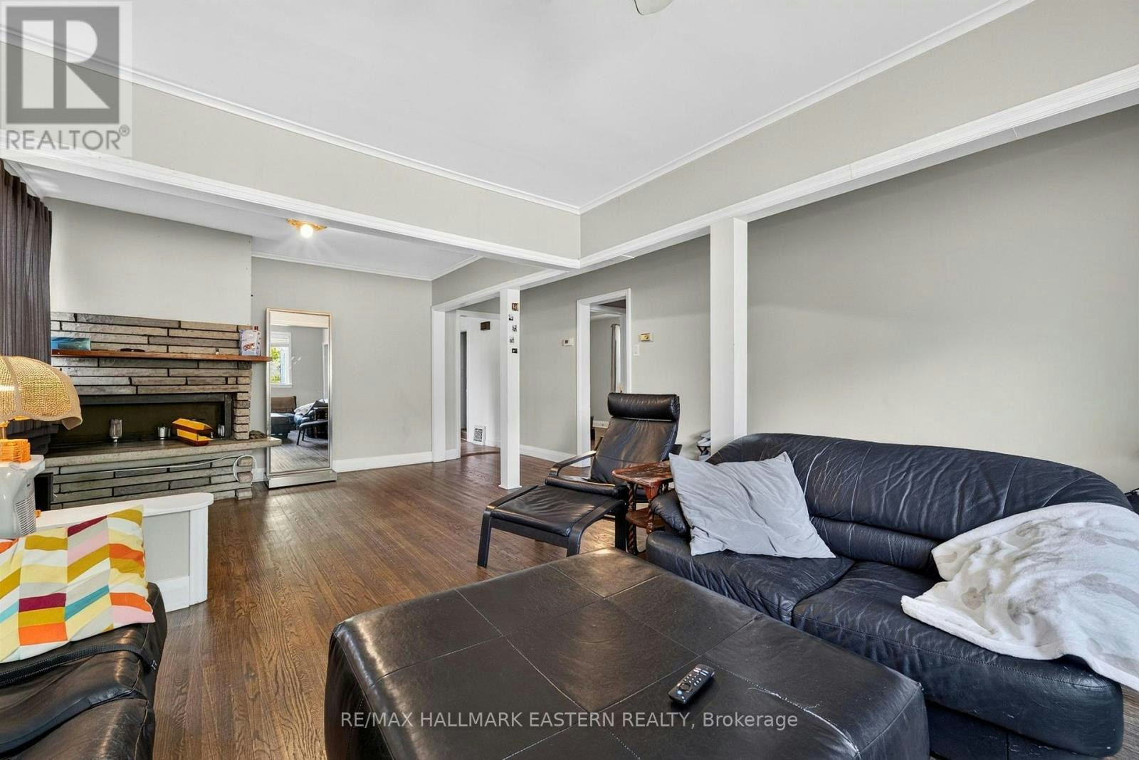 599 Donegal Street, Peterborough, ON, K9H 4M3 - 6