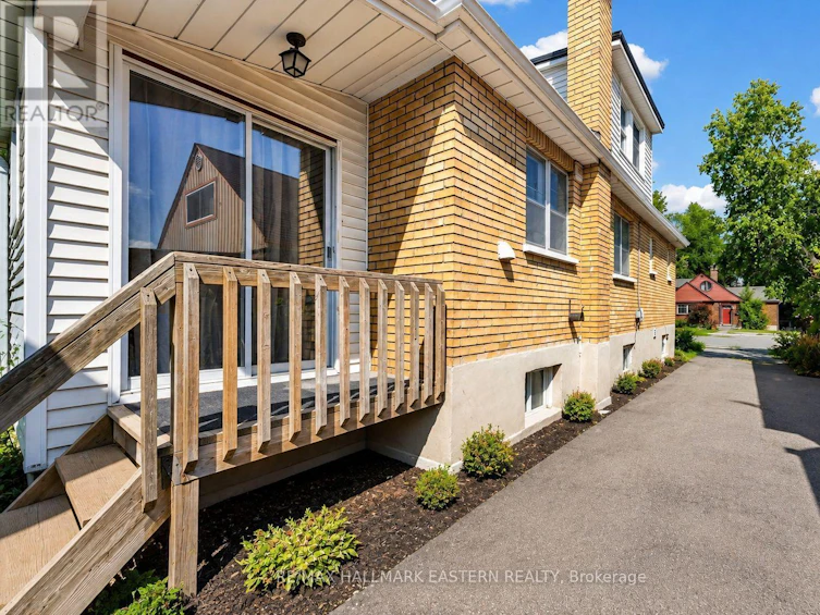 599 Donegal Street, Peterborough, ON, K9H 4M3 - 41