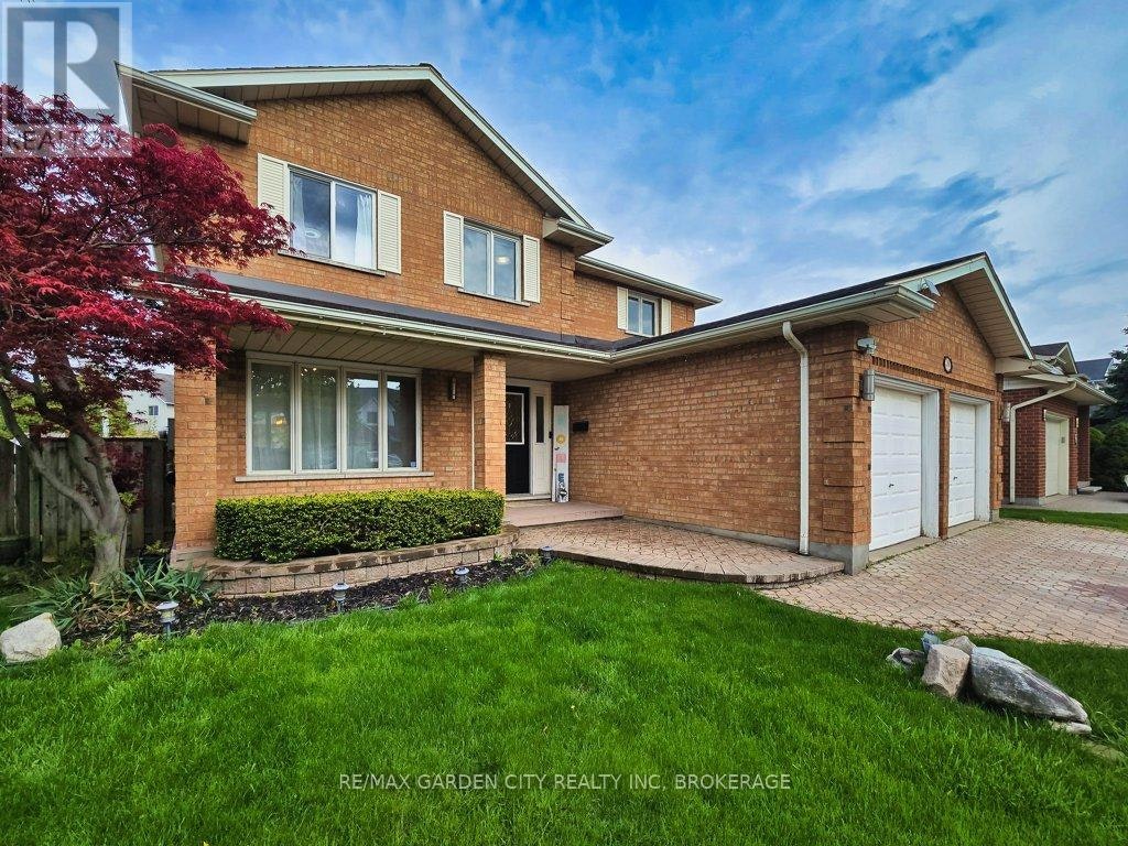 20 Consiglia Drive, St. Catharines, ON, L2S 3M8