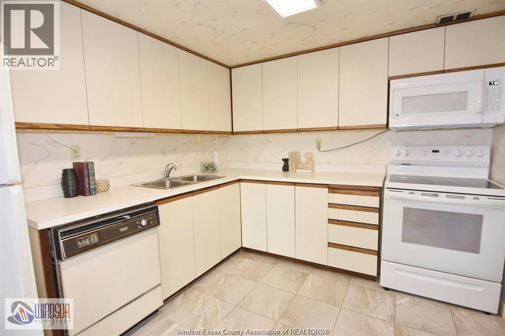 601-2144 Pelissier, Windsor, ON, N8X 1N4 - 24