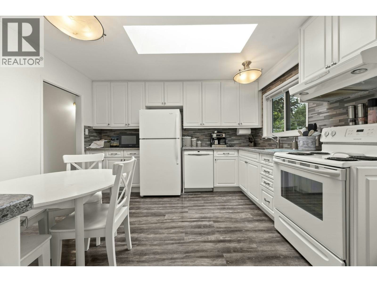 1350 Berkley Road, North Vancouver, BC, V7H 1Y7 - 17