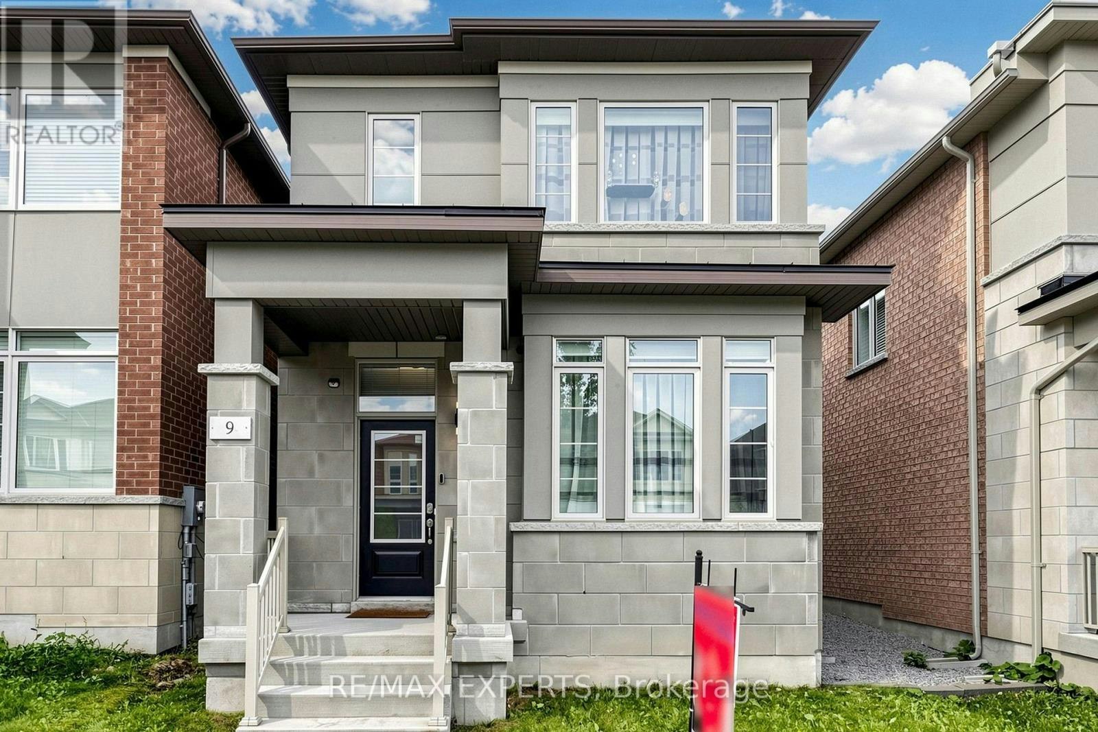 9 Applegate Drive, East Gwillimbury, ON, L9N 0R2