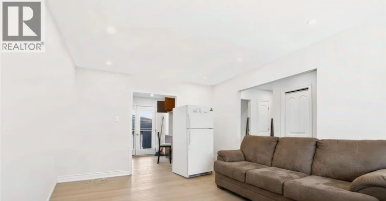 5 Nathaniel Crescent, Kitchener, ON, N2P 1L3 - 8