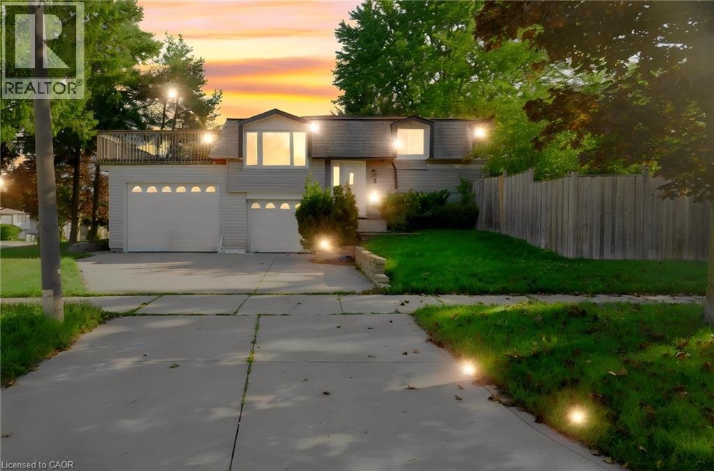 5 Nathaniel Crescent, Kitchener, ON, N2P 1L3 - 3