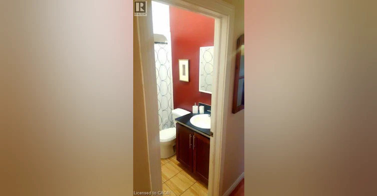 3-159 Church Street, Kitchener, ON, N2G 2S5 - 3
