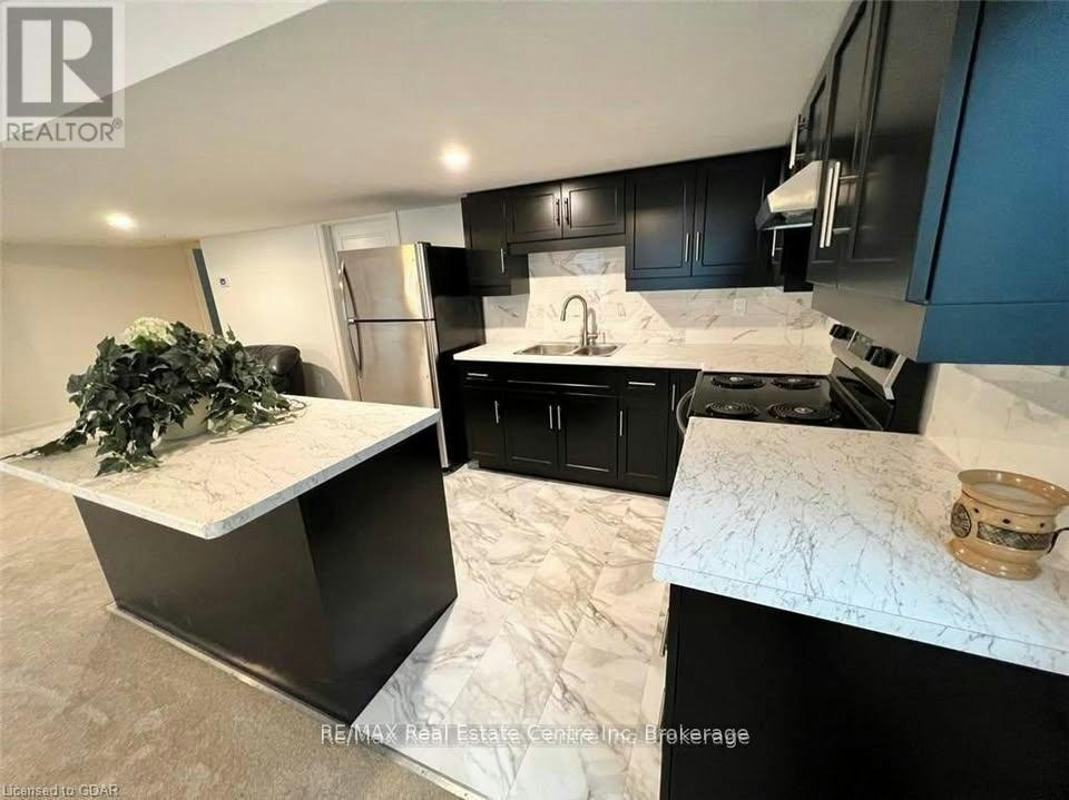 11 Owens Way, Guelph, ON, N1L 1B3 - 4