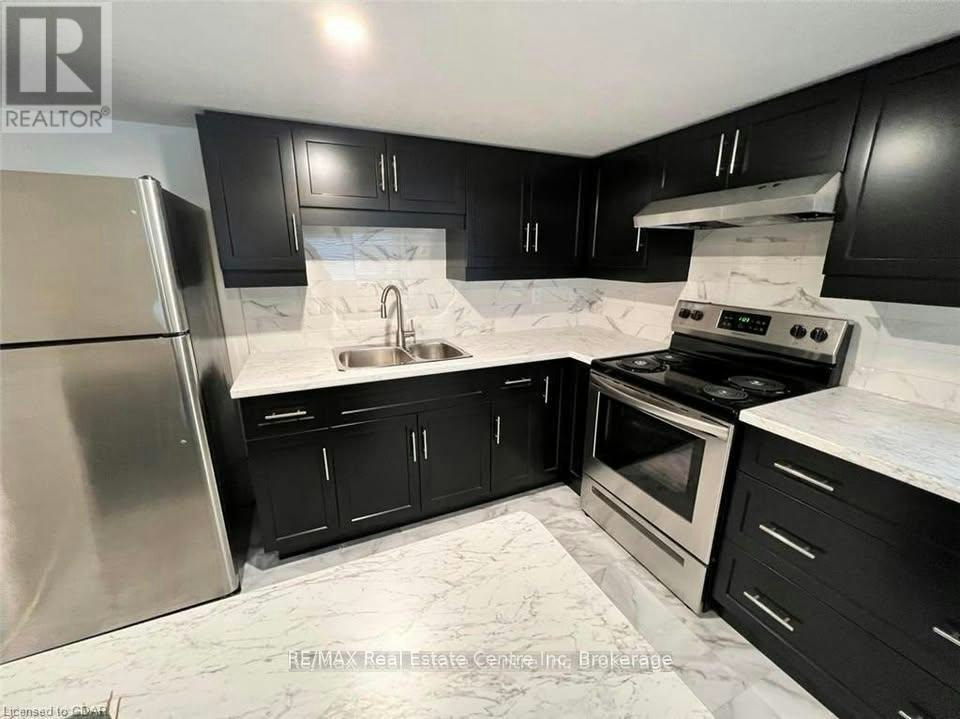 11 Owens Way, Guelph, ON, N1L 1B3 - 3