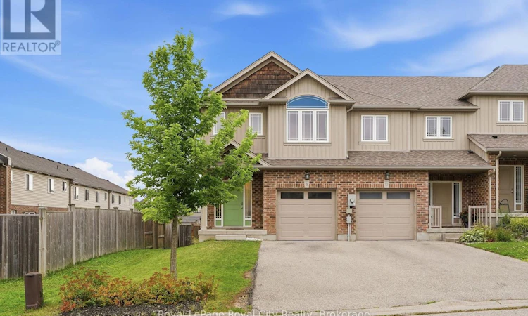 8 Jeffrey Drive