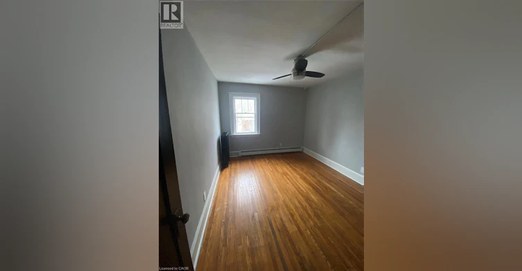 1-216 King Street S, Waterloo, ON, N2J 1R3 - 4