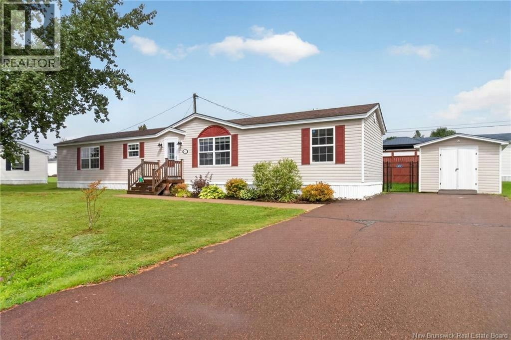 17 Aspenwood Street, Moncton, NB, E1H 3L1