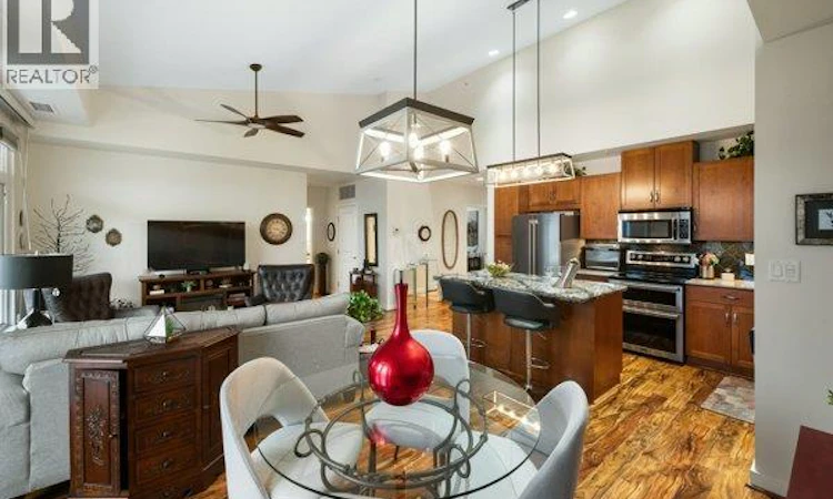 804-3301 Skaha Lake Road