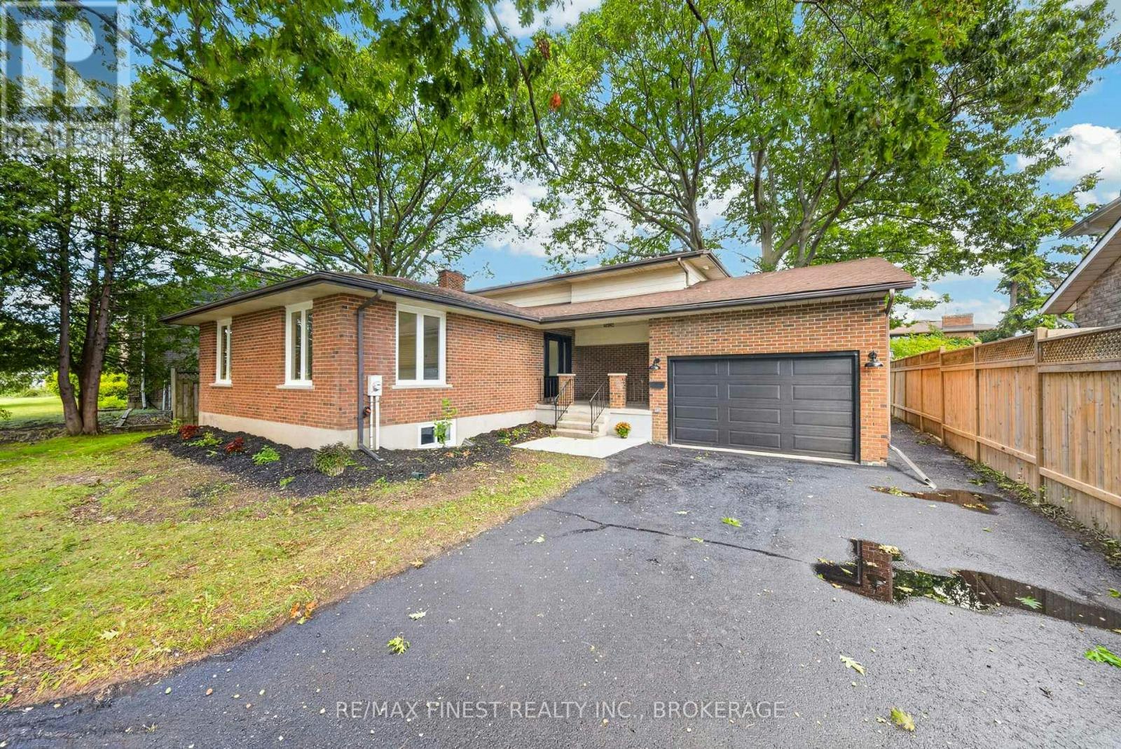 530 Roosevelt Drive, Kingston, ON, K7M 4B1