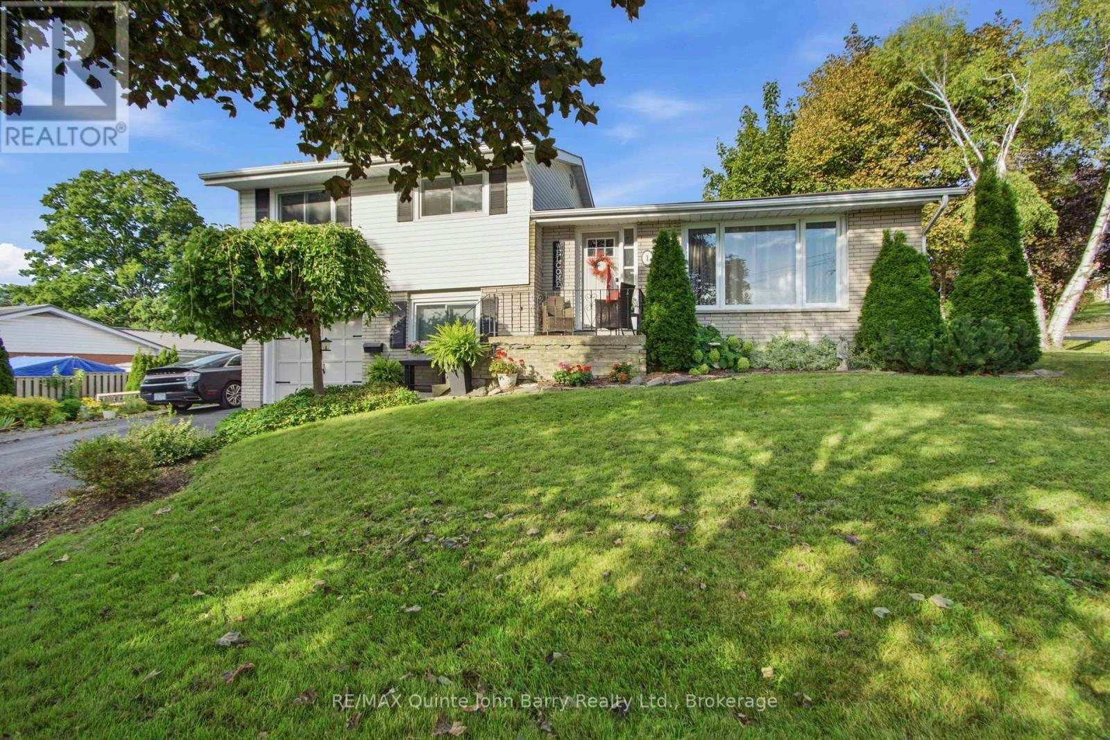 1 Parkside Drive, Quinte West, ON, K8V 5L6