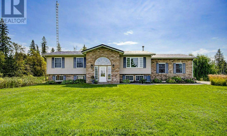 838 Traceys Hill Road