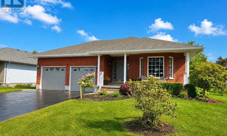 46 Lake Breeze Court
