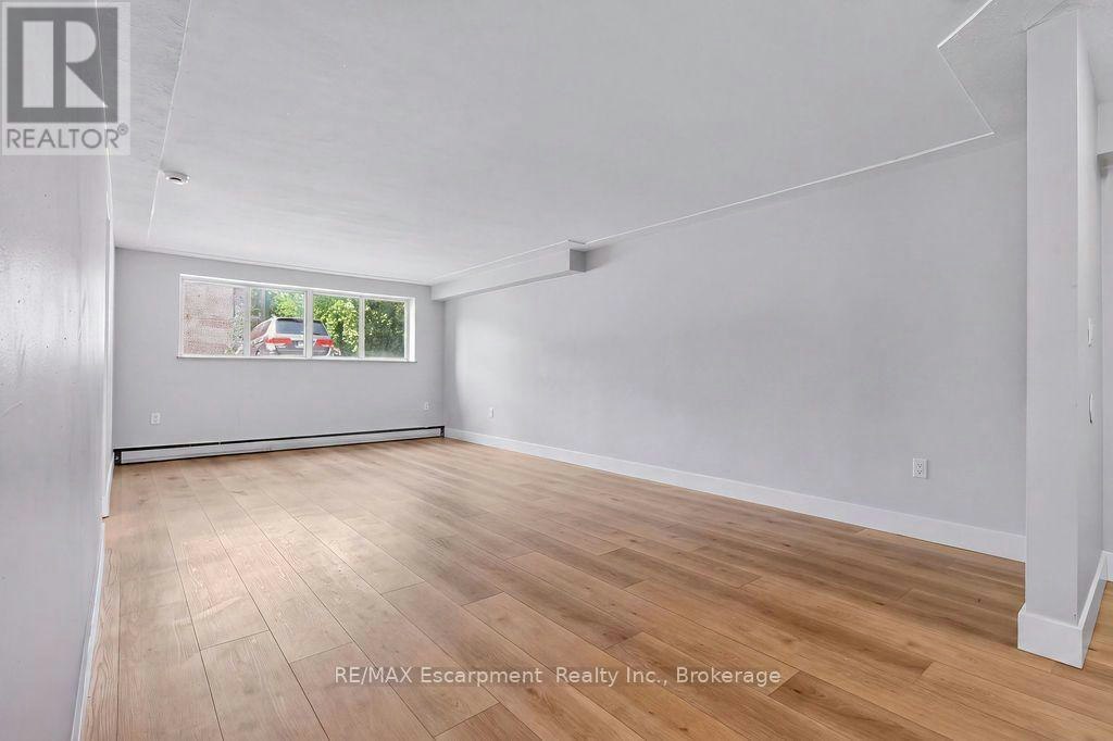 103-2393 New Street, Burlington, ON, L7R 1K1 - 13