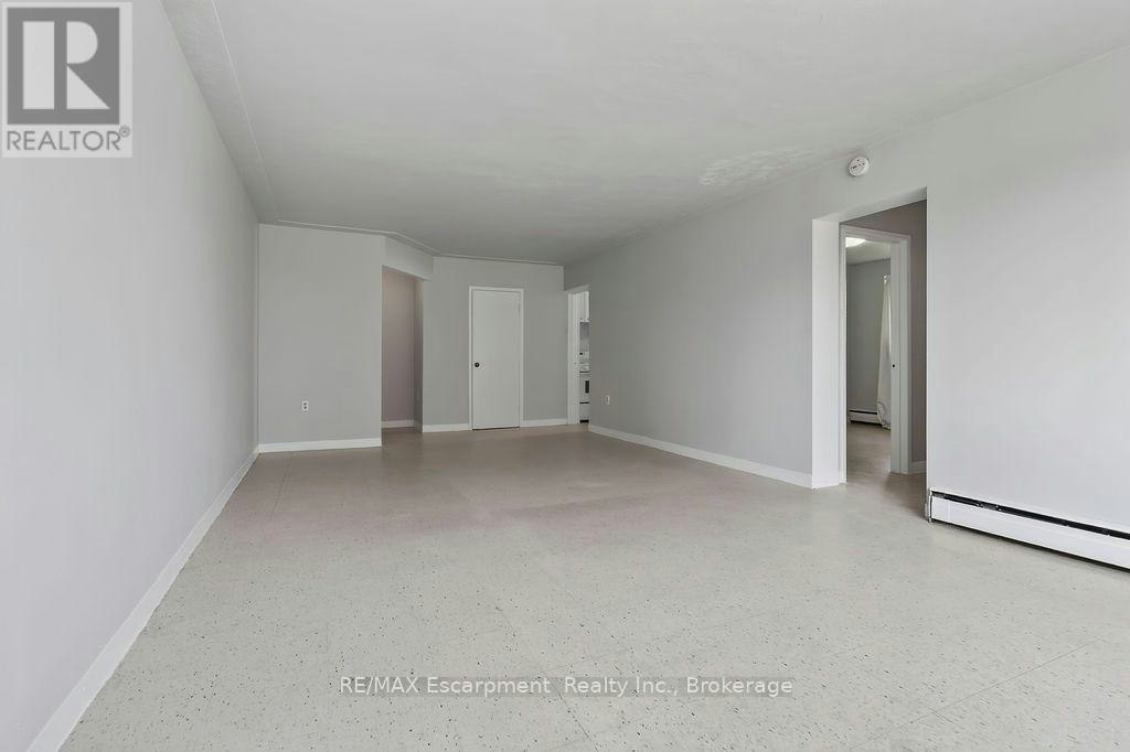 402-2393 New Street, Burlington, ON, L7R 1K1 - 10